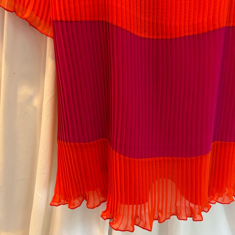 Orange and Raspberry Pleated Tunic - Picture 3 of 4
